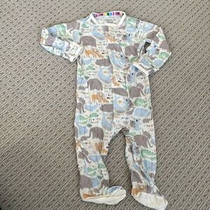 EUC 3-6 month magnetic me modal animal footies